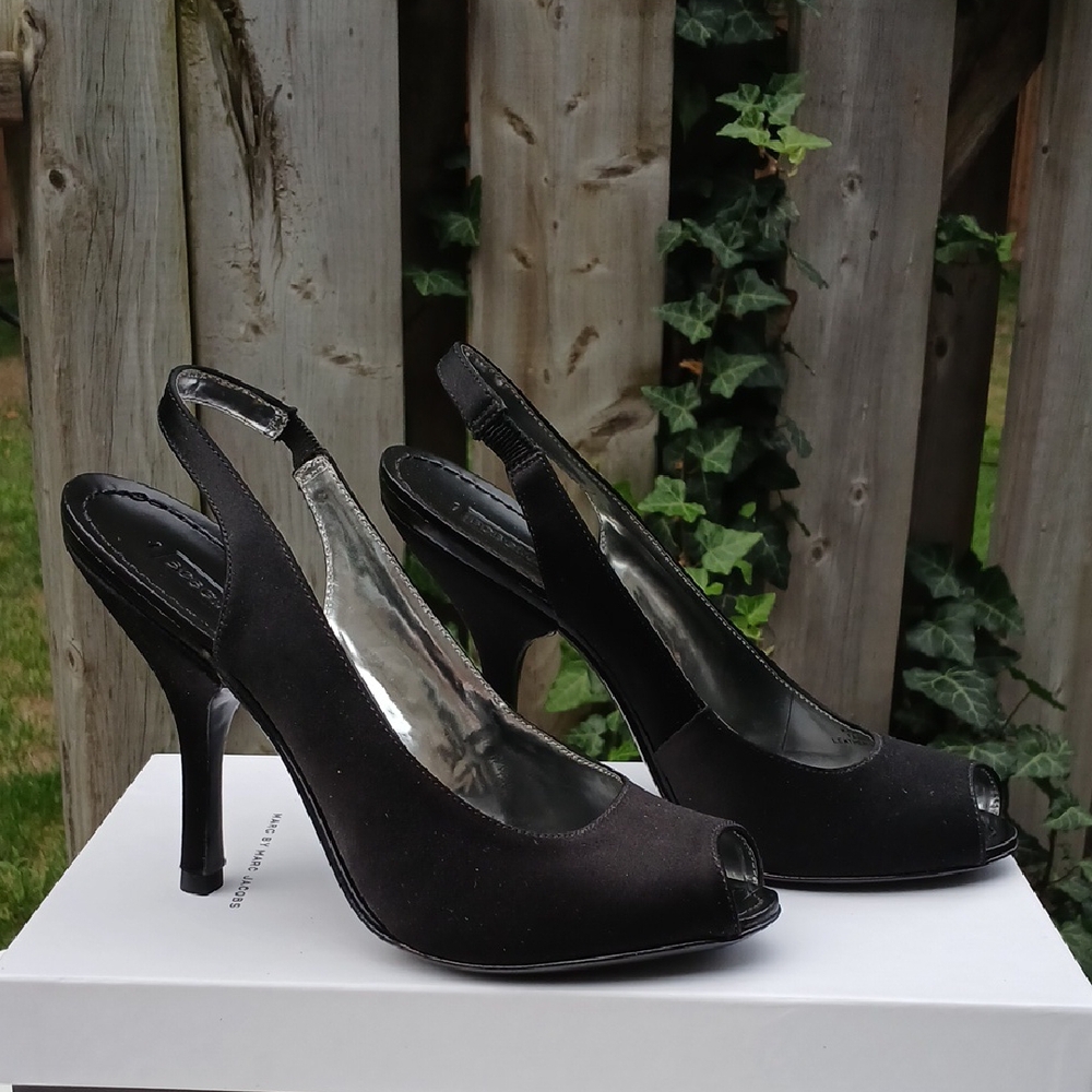 NEW BCBGMaxAzria Black Slingback Heels